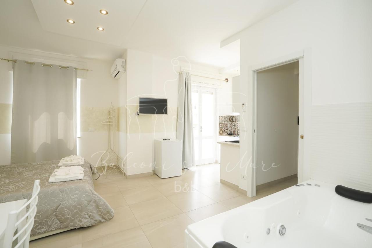 Balconi Sul Mare Bed and Breakfast Οτράντο Εξωτερικό φωτογραφία